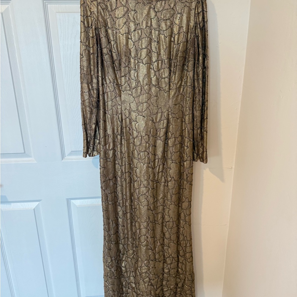 Carmen Marc Valvo Gold Textured Dress